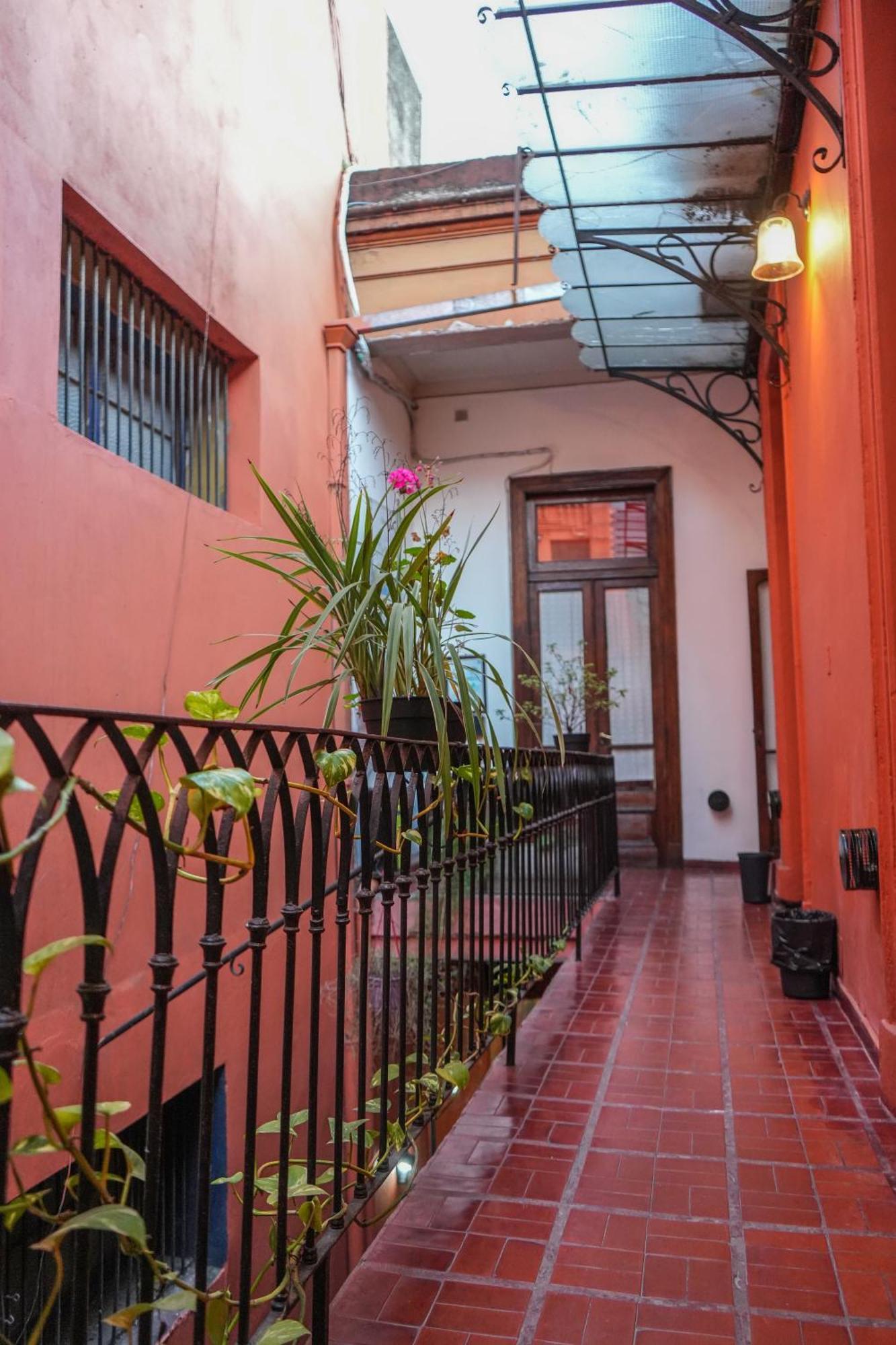 Viavia Bsas Guesthouse 324 Buenos Aires Exteriér fotografie